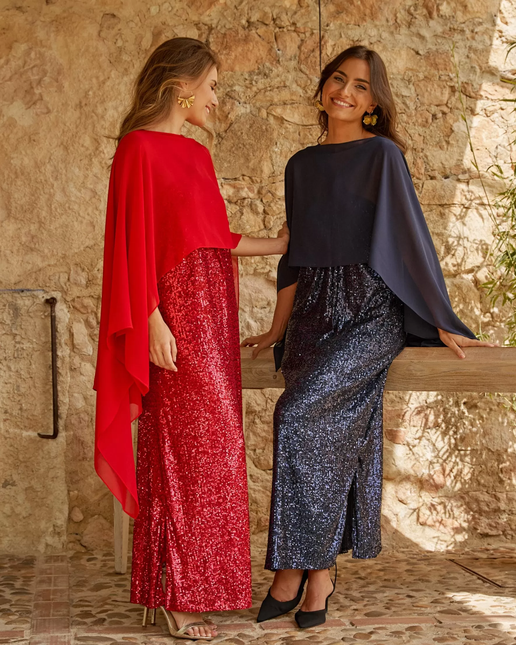 Miphai Capa Gala Roja Sale